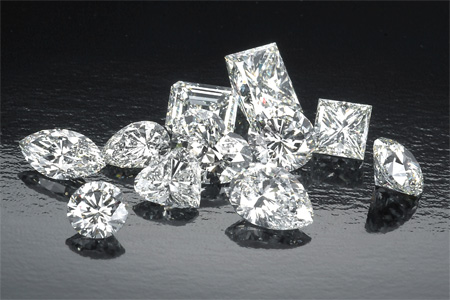 ダイヤモンドには、種類がたくさん！ カットやカラーについて知ろう